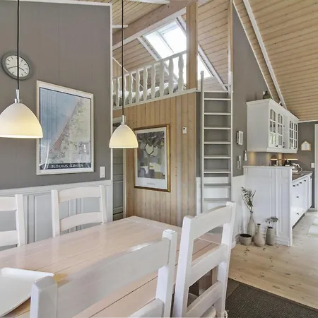 Jens - 425m From The Sea By Interhome *
