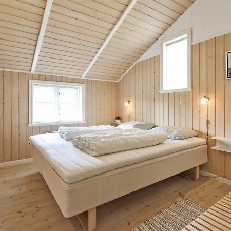 Jens - 425m From The Sea By Interhome *